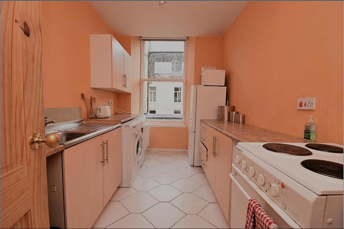 Apartamento Cosy N Comfy Flat In Historic Heart Of Edimburgo Exterior foto
